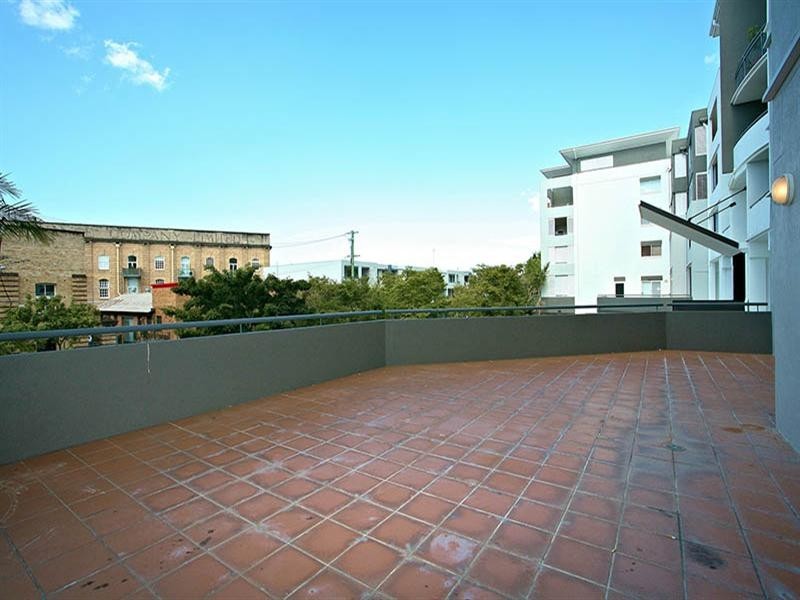 6/40 Chermside Street, Newstead QLD 4006