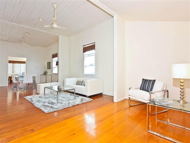 4 Geelong Street, East Brisbane QLD 4169