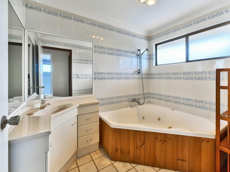 5 Swanson Parade, Carina QLD 4152