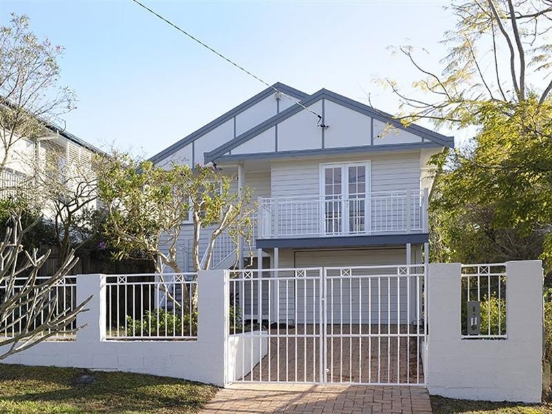 11 Leura Avenue, Hawthorne QLD 4171