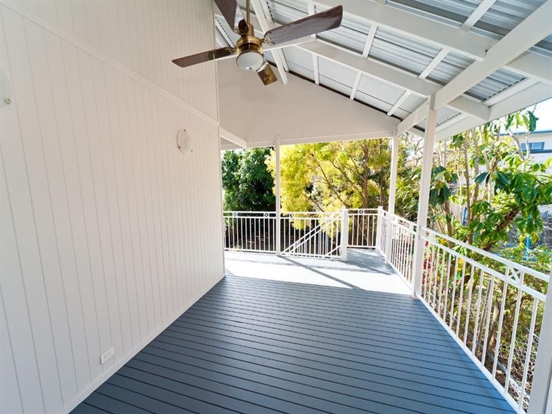 11 Leura Avenue, Hawthorne QLD 4171