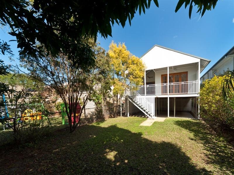 11 Leura Avenue, Hawthorne QLD 4171