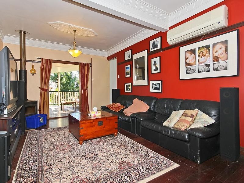 29 Boundary Road, Camp Hill QLD 4152