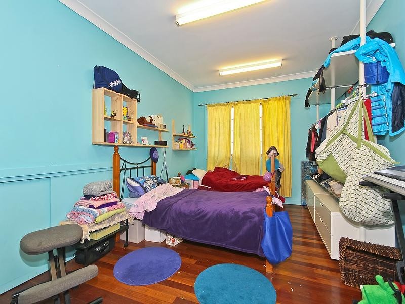 29 Boundary Road, Camp Hill QLD 4152