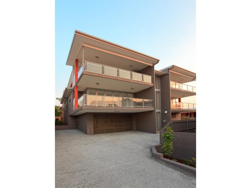 1-3/53 Douglas Street, Greenslopes QLD 4120