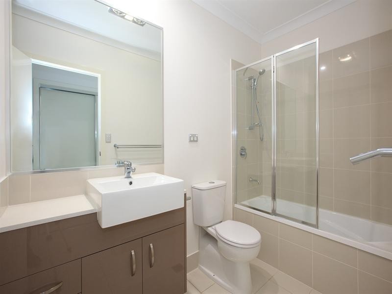 1-3/53 Douglas Street, Greenslopes QLD 4120