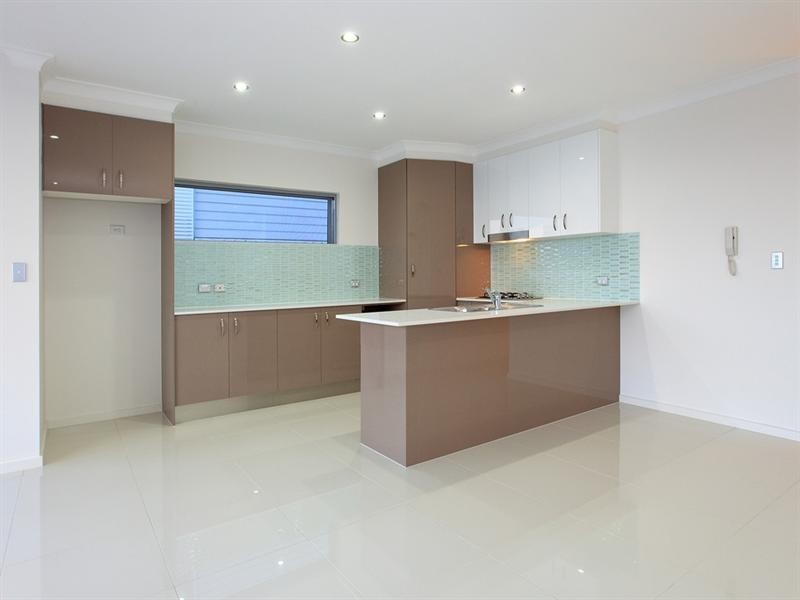 1-3/53 Douglas Street, Greenslopes QLD 4120