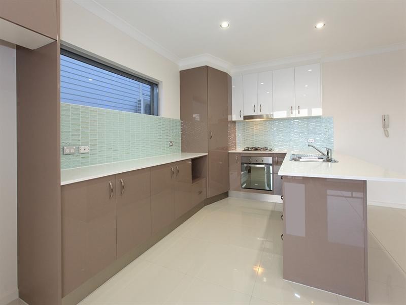 1-3/53 Douglas Street, Greenslopes QLD 4120