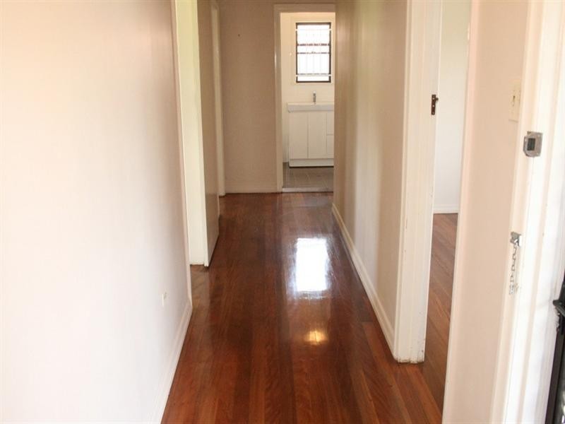 7 Delsie Street, Cannon Hill QLD 4170