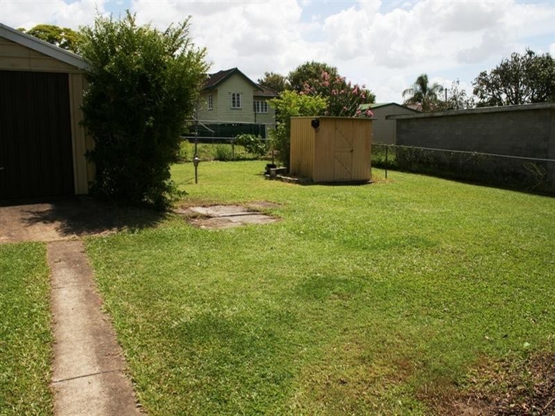7 Delsie Street, Cannon Hill QLD 4170
