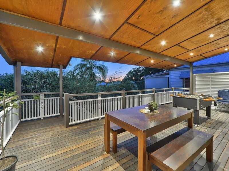 11 Karthina Street, Bulimba QLD 4171