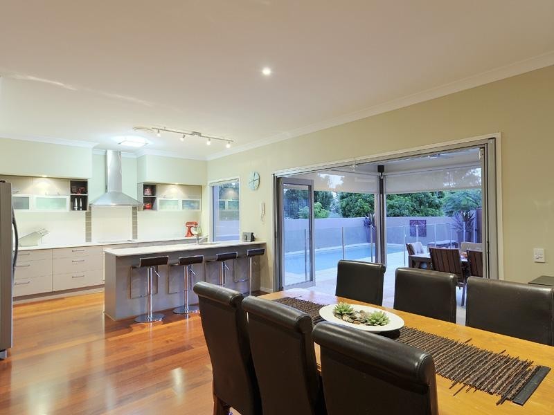 39 Tarana Street, Camp Hill QLD 4152