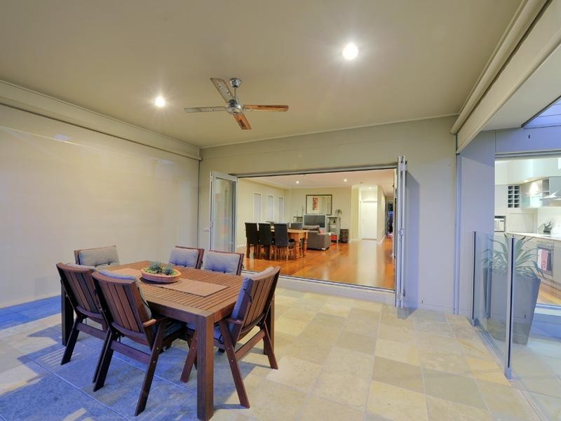 39 Tarana Street, Camp Hill QLD 4152