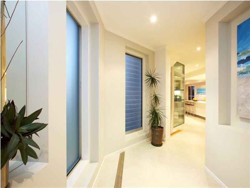 East Brisbane QLD 4169