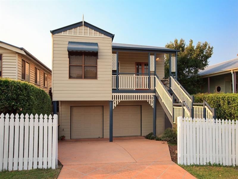 14 Vendale Avenue, Moorooka QLD 4105