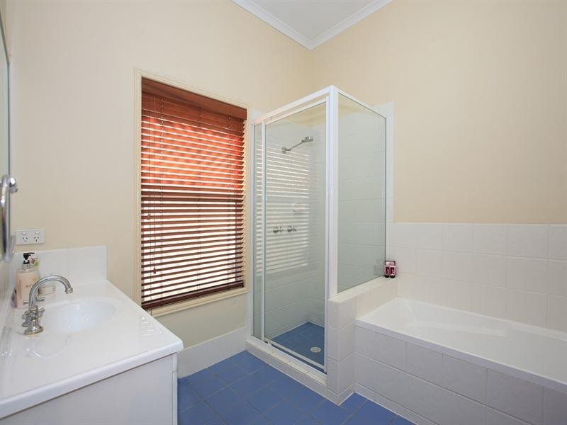 14 Vendale Avenue, Moorooka QLD 4105