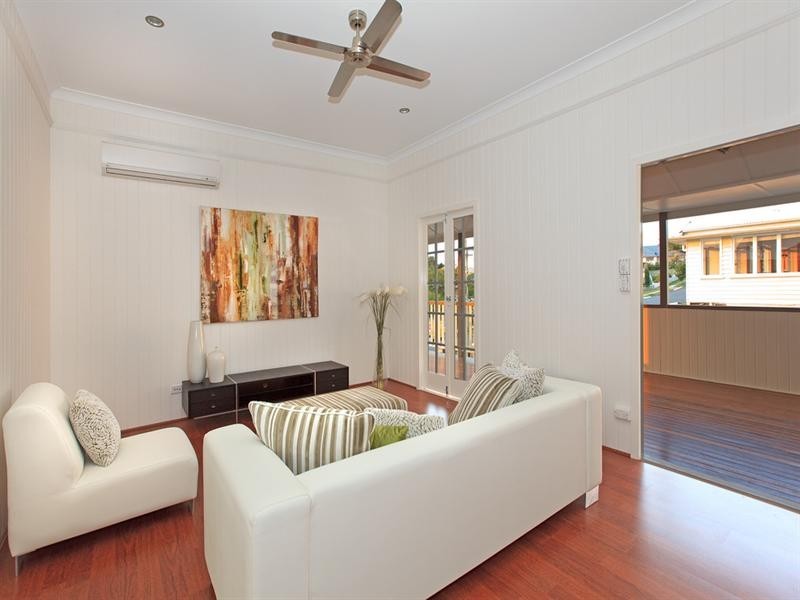 51 Douglas Street, Greenslopes QLD 4120