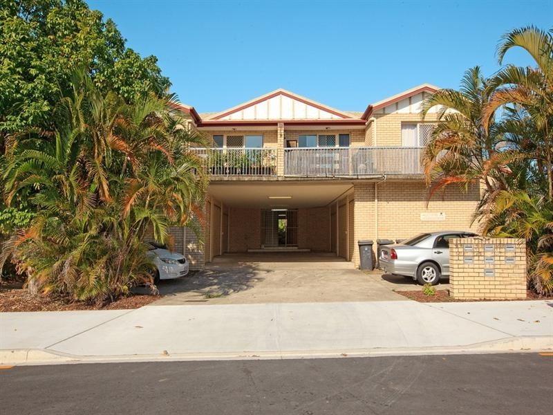 1/19 Edith Street, Greenslopes QLD 4120