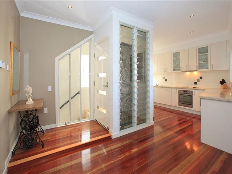 4A Kingfisher Lane, East Brisbane QLD 4169