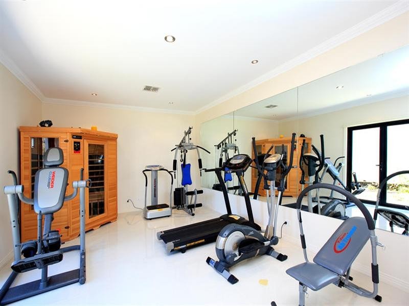 393 Boston Road, Belmont QLD 4153