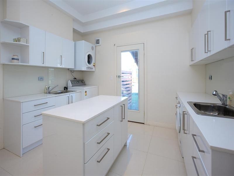 393 Boston Road, Belmont QLD 4153