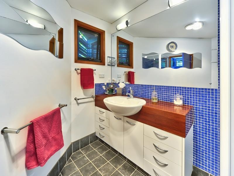36 Withington Street, East Brisbane QLD 4169