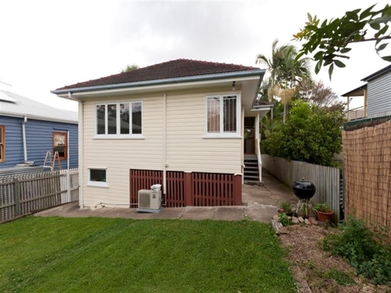 24 Kelsey Street, Coorparoo QLD 4151