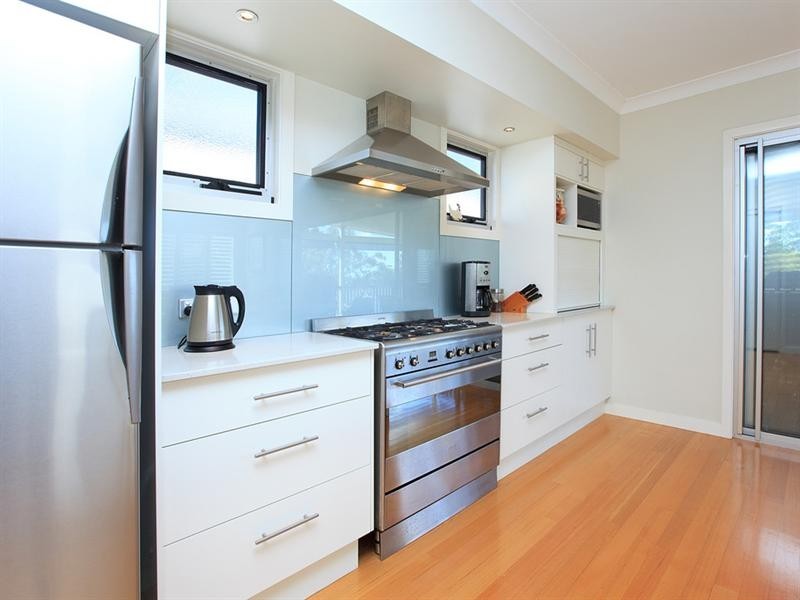 15 Kelsey Street, Coorparoo QLD 4151