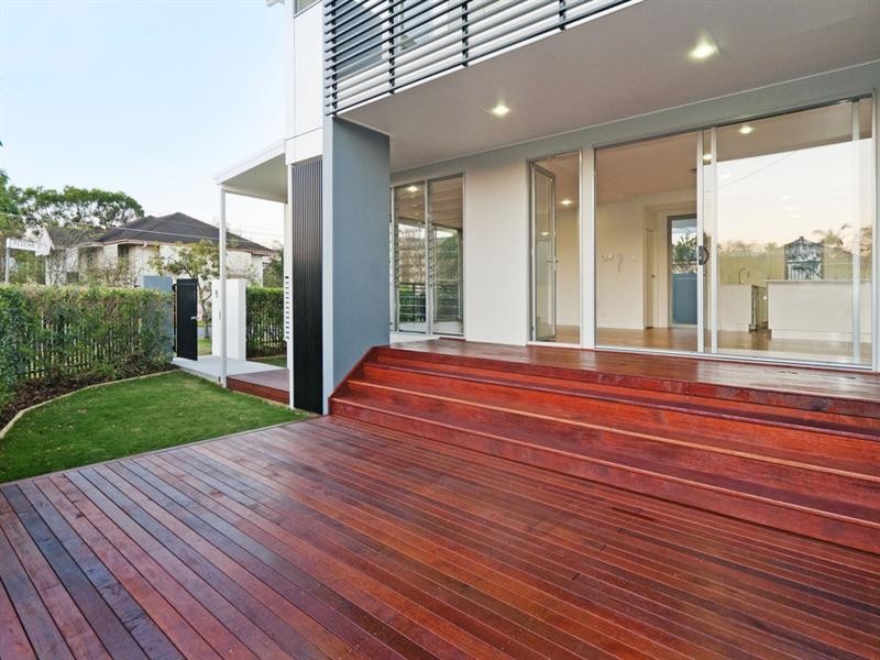 8 Redcar Street, Bulimba QLD 4171