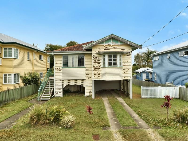 16 Blackheath Avenue, Hawthorne QLD 4171