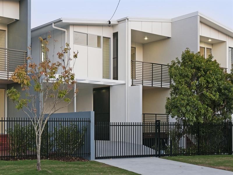 19 Walter Street, Bulimba QLD 4171