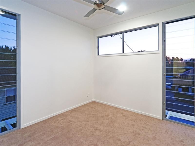 19 Walter Street, Bulimba QLD 4171