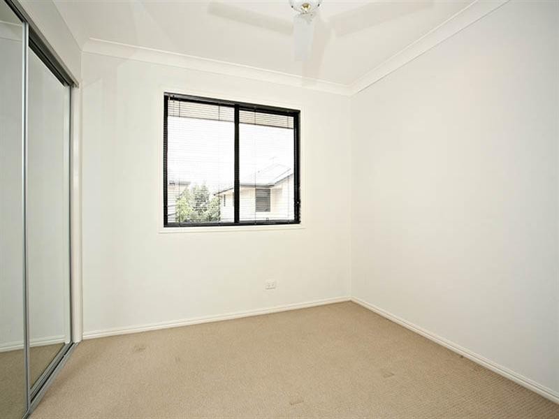 4/301 Hawthorne Road, Hawthorne QLD 4171