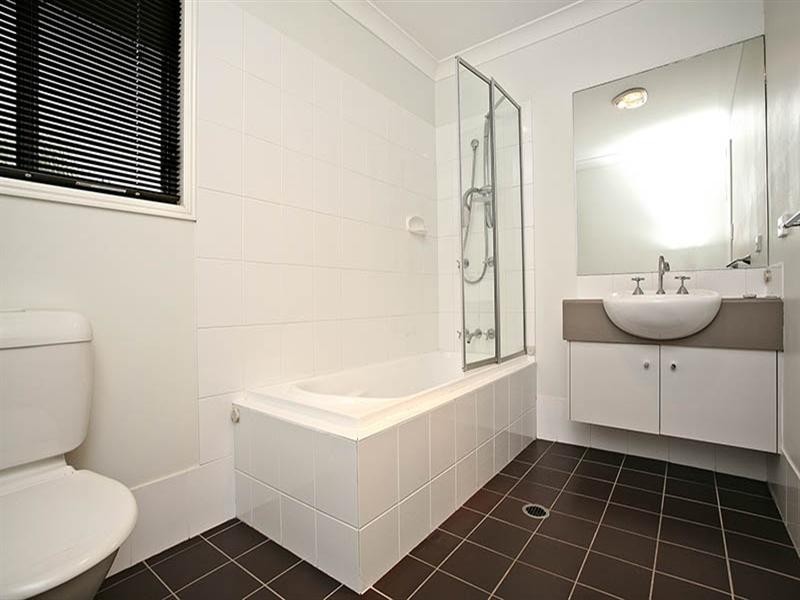 4/301 Hawthorne Road, Hawthorne QLD 4171