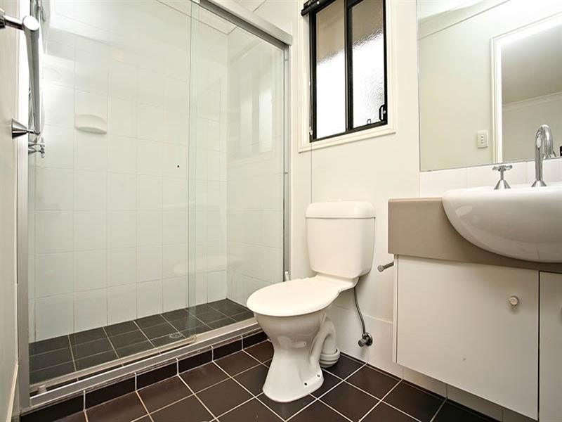 4/301 Hawthorne Road, Hawthorne QLD 4171