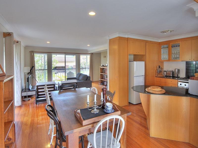 6/7 Miles Street, Hawthorne QLD 4171