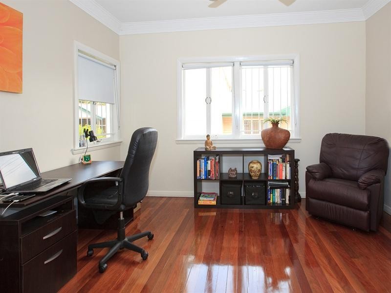 34 Effingham Street, Tarragindi QLD 4121