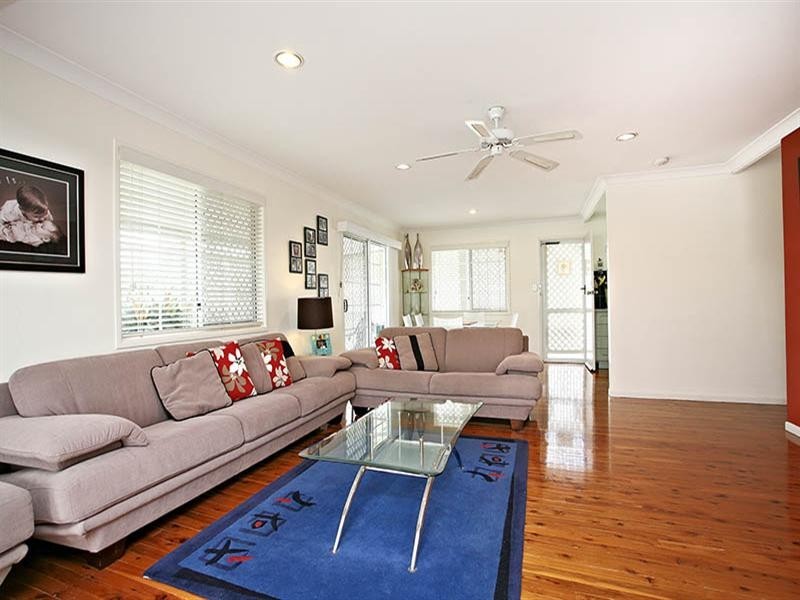 84 Wanda Road, Upper Mount Gravatt QLD 4122