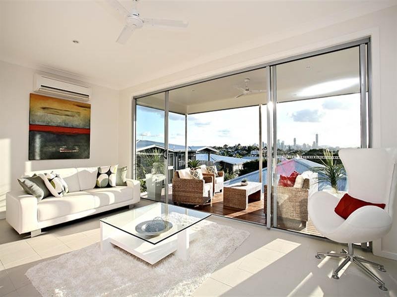 87 Stephens Street, Morningside QLD 4170