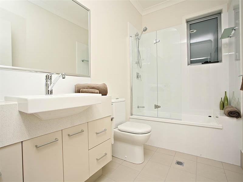 87 Stephens Street, Morningside QLD 4170