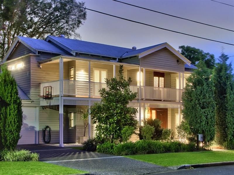 75 Harris Street, Hawthorne QLD 4171