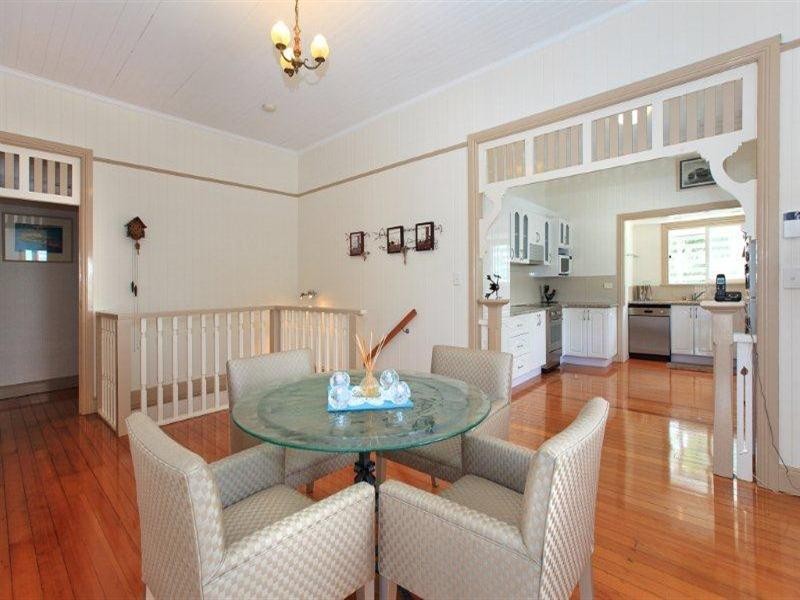 8 Aster Street, Cannon Hill QLD 4170