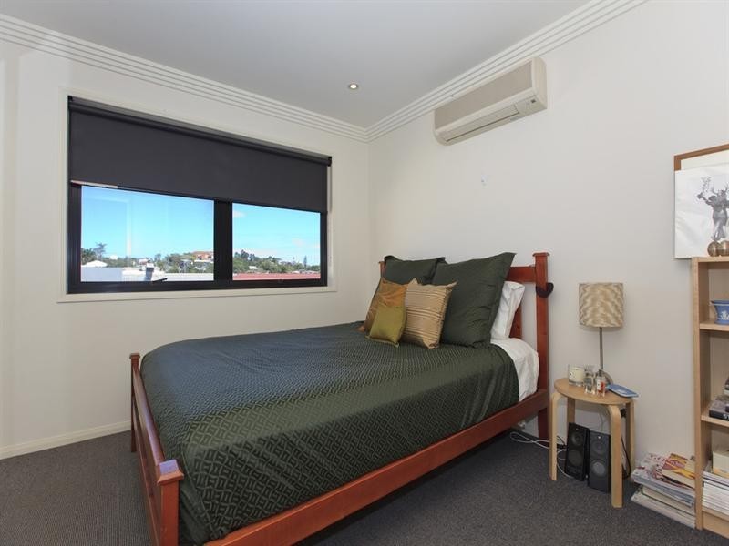 3/5 Wambool Street, Bulimba QLD 4171