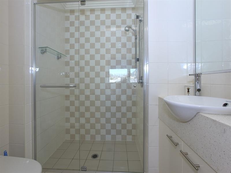 3/5 Wambool Street, Bulimba QLD 4171