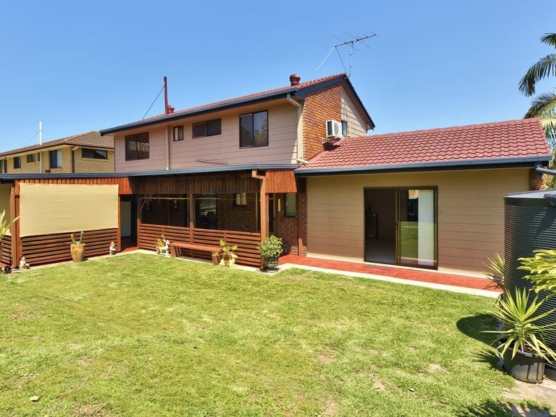 10 Kinsella Street, Belmont QLD 4153