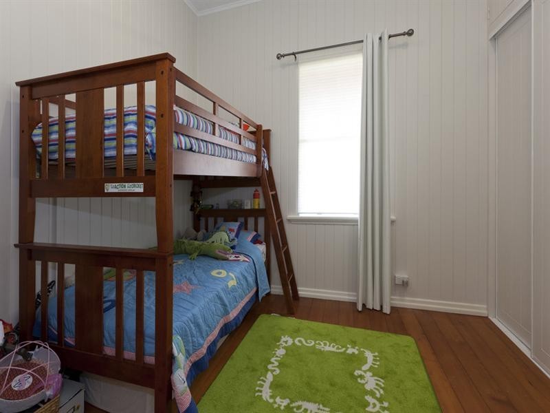 73A Hipwood Street, Norman Park QLD 4170