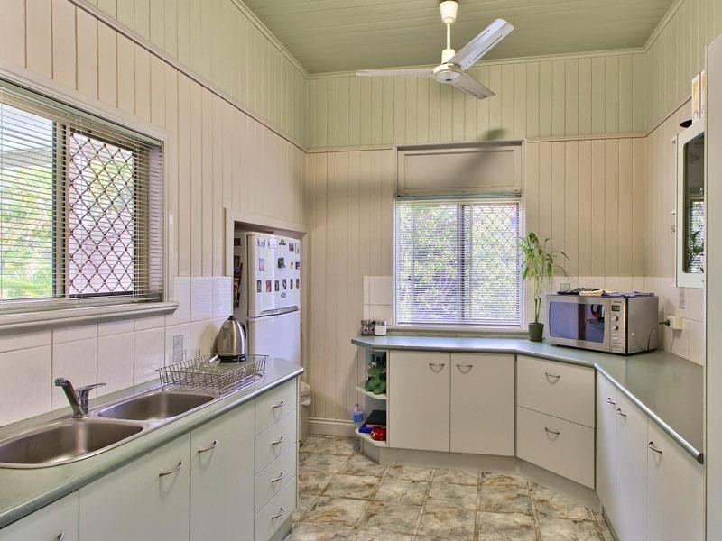 43 Armstrong Road, Cannon Hill QLD 4170