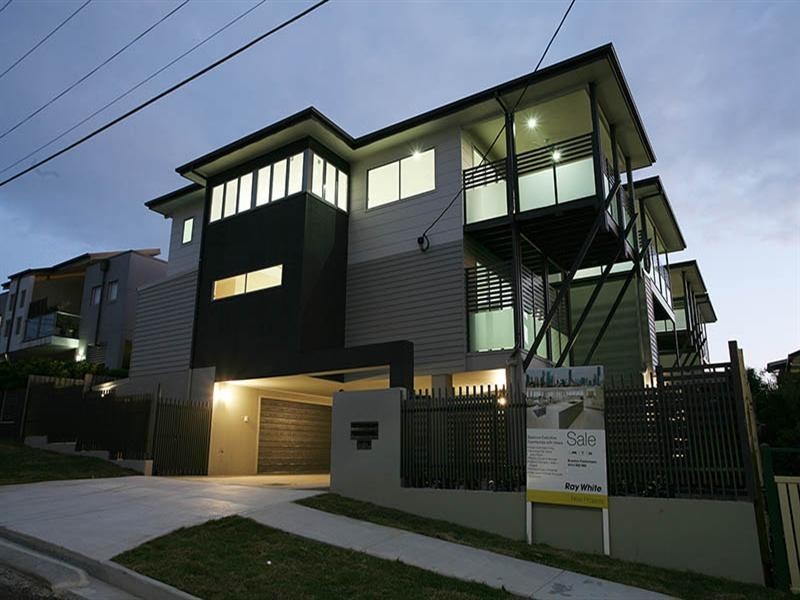 87 Stephens Street, Morningside QLD 4170