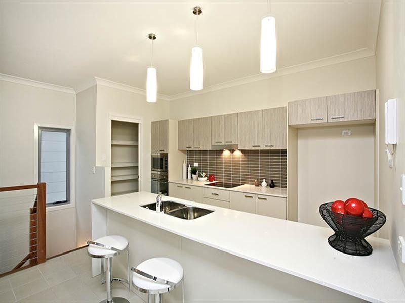 87 Stephens Street, Morningside QLD 4170