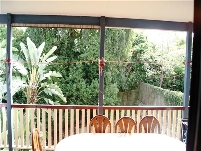 17 Wilkins Street East, Annerley QLD 4103